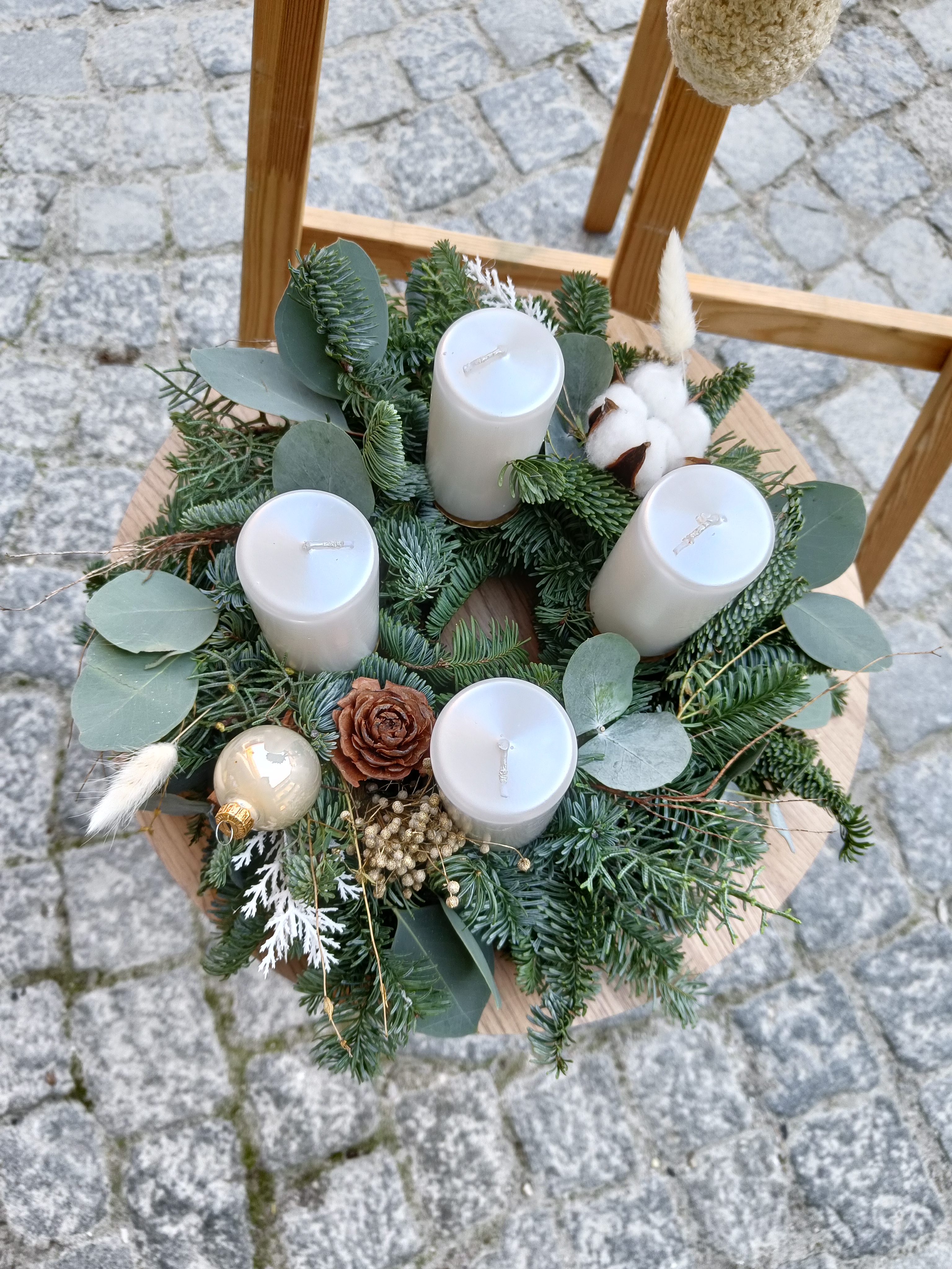 Adventní věnec Bavlník  - ručně vázaný, originální - 25 cm