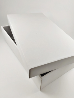 Dárková krabice 36x27x10 cm